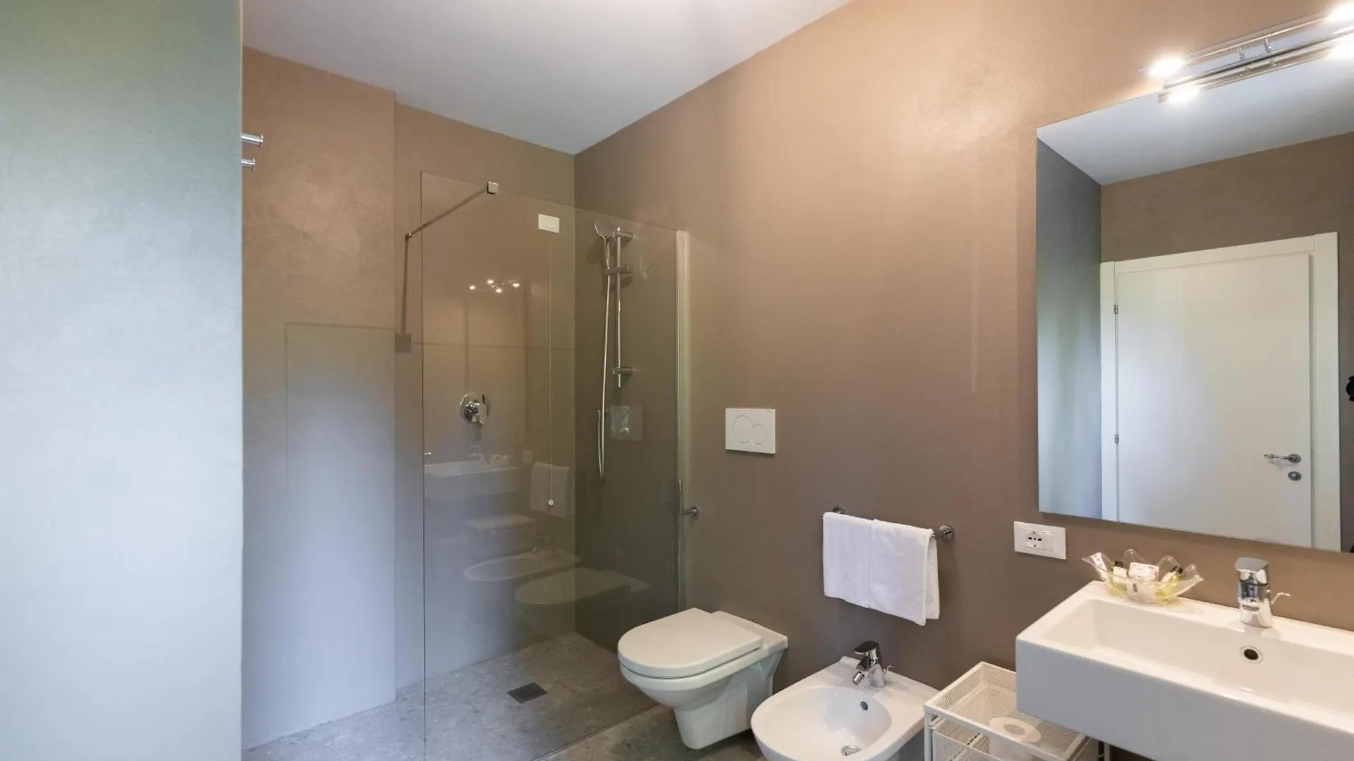 Hotel Villa Maria Sirmione 3*,