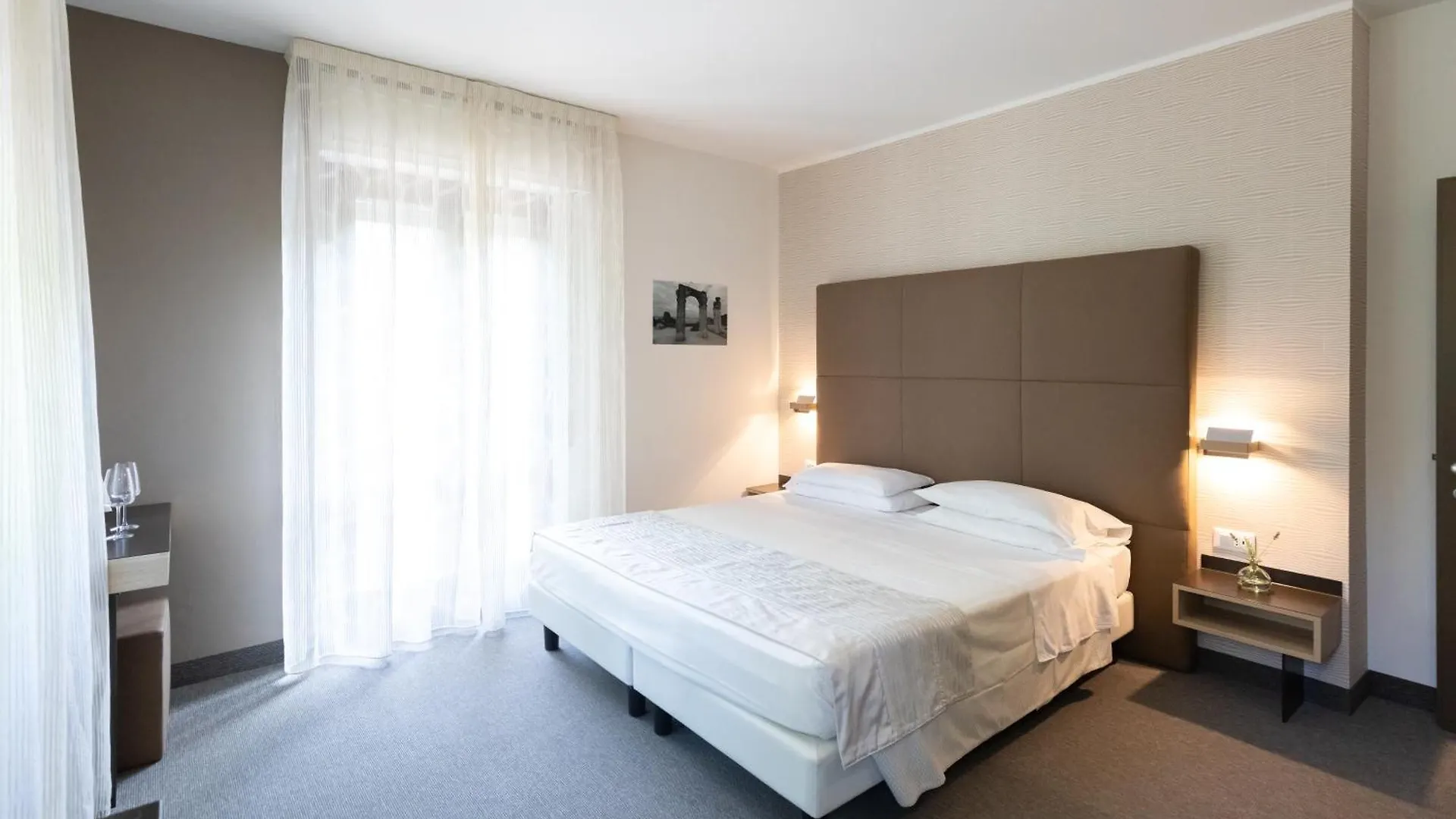 Hotel Villa Maria Sirmione 3*,