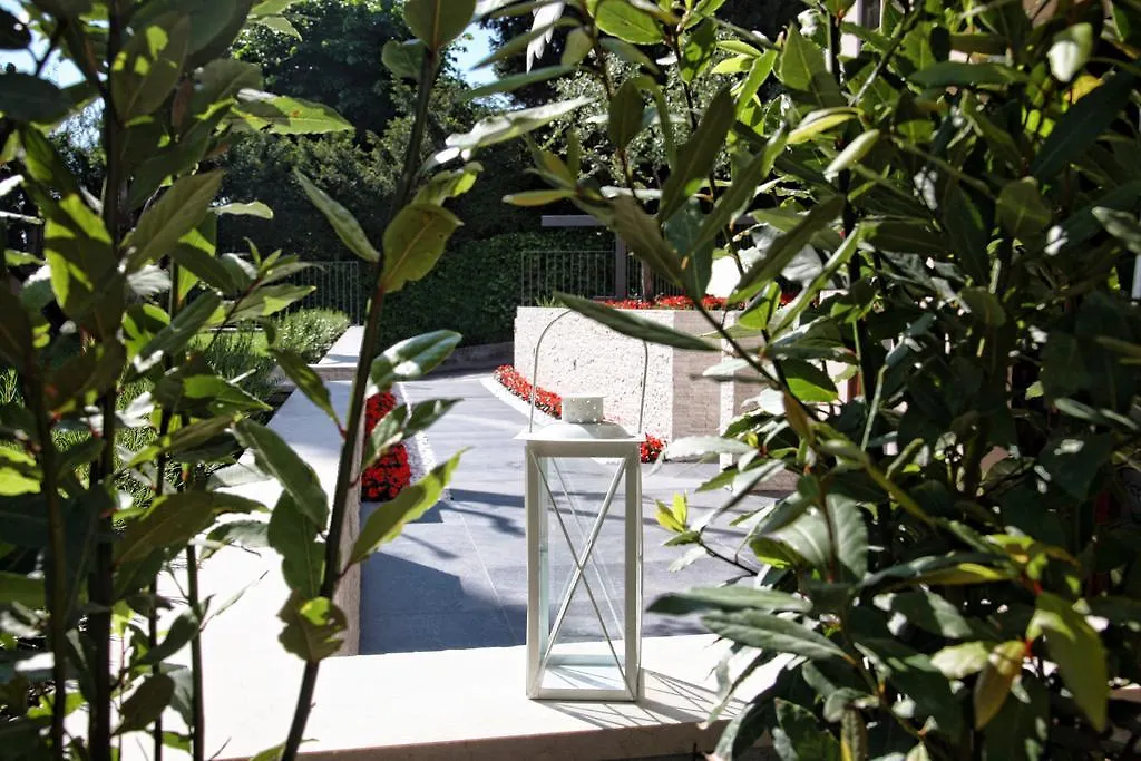 Hotel Villa Maria Sirmione 3*,